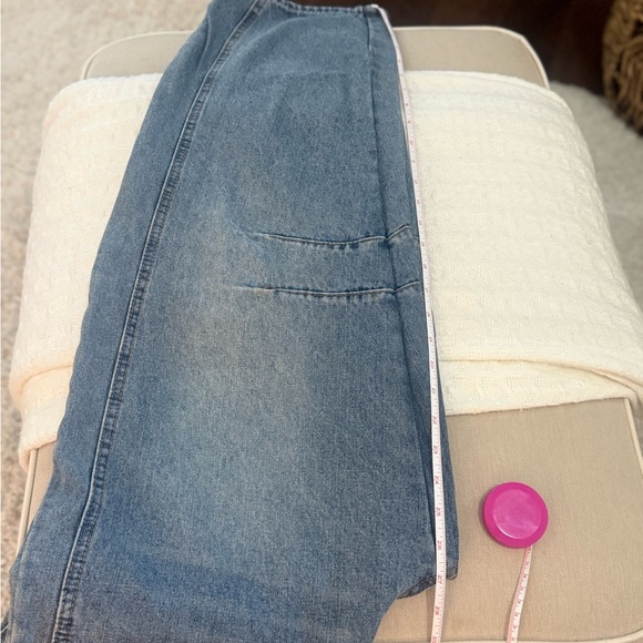 Women’s Barrel Blue Denim Jeans - Picture 7 of 11